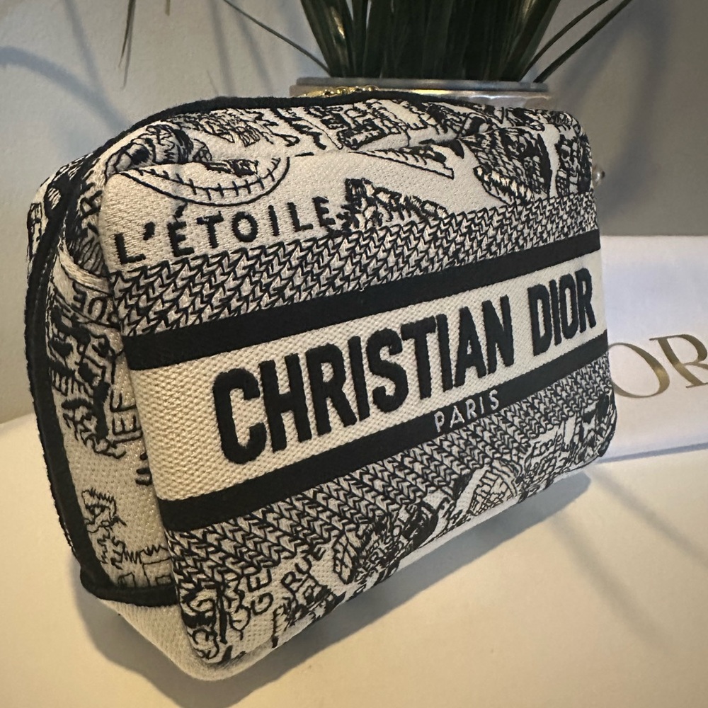 Christian Dior Clutch/Travel Bag - Picture 11 of 14